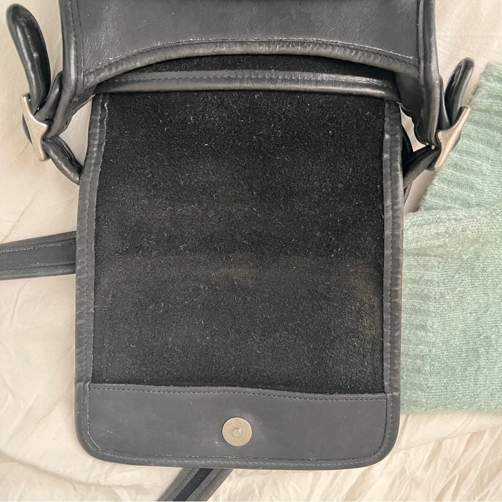 Vintage Coach Legacy Studio Flap Medium Crossbody Bag Black Leather H9Z 9145